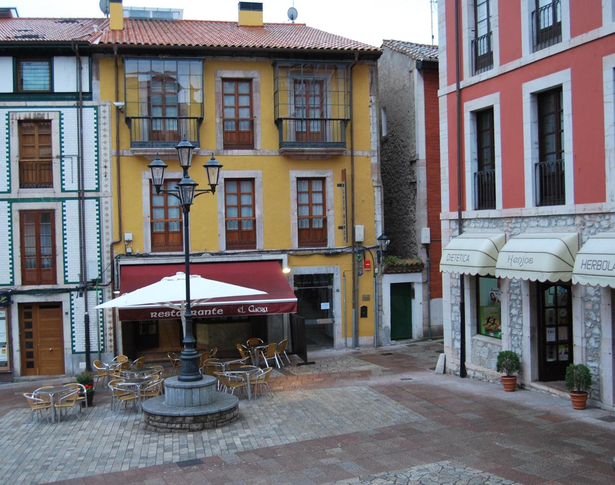 Apartamentos Plaza Mayor Llanes Dış mekan fotoğraf
